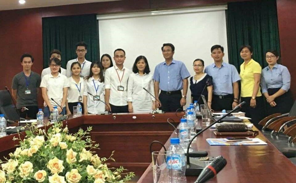 Chương trình thực tế cảng Hải Phòng của sinh viên chuyên ngành Logistics & Vận tải đa phương thức