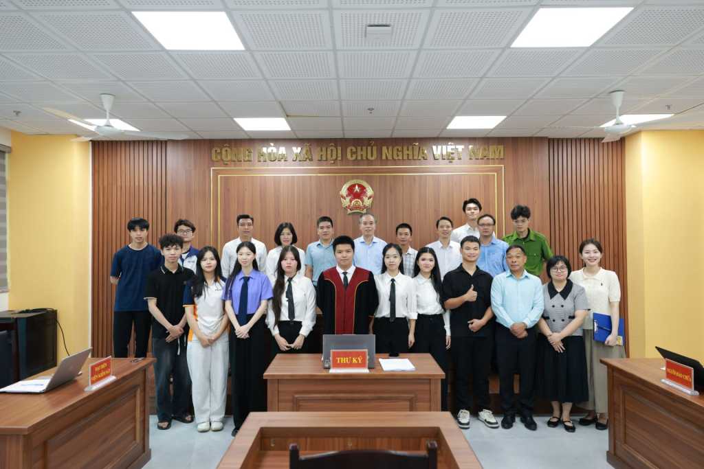 UTT Law Students Develop Professional Skills through a Mock Trial Session