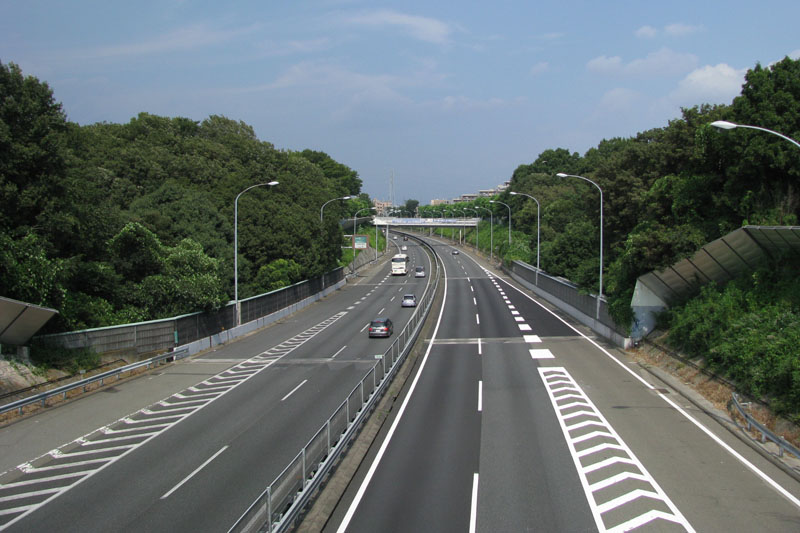 Hướng dẫn điều chỉnh, bổ sung một số nội dung kỹ thuật trong công tác thiết kế, thi công và nghiệm thu lớp móng cấp phối đá dăm gia cố xi măng trong kết cấu áo đường ô tô.