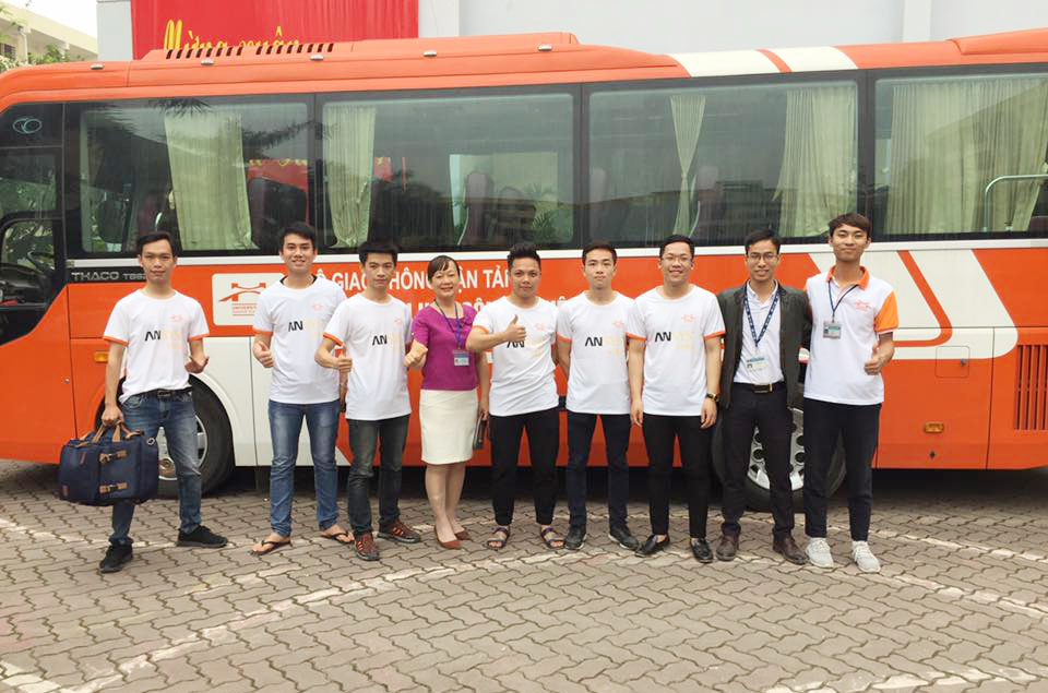 Nguyễn Văn Sơn - Chàng sinh viên thủ khoa năm nào lại mang về thành tích cho Nhà trường