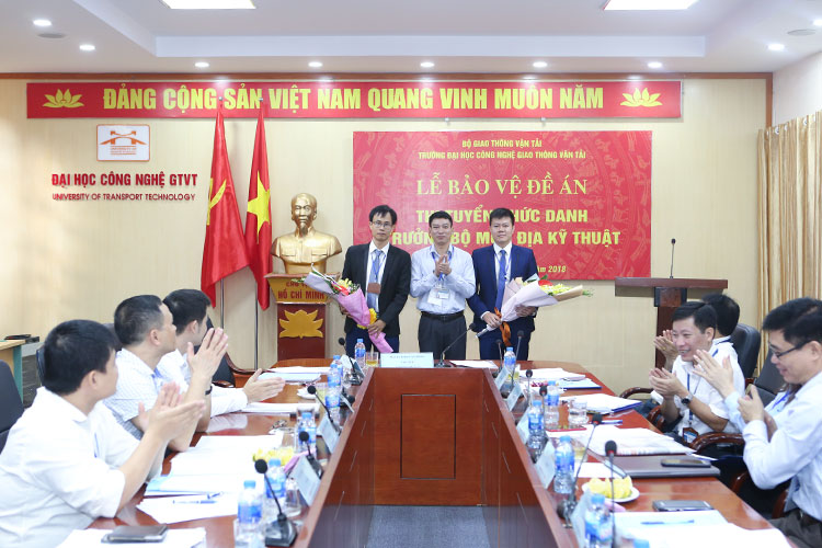 Lễ Bảo vệ đề án Thi tuyển chức danh Trưởng Bộ môn Địa kỹ thuật - Khoa Công trình