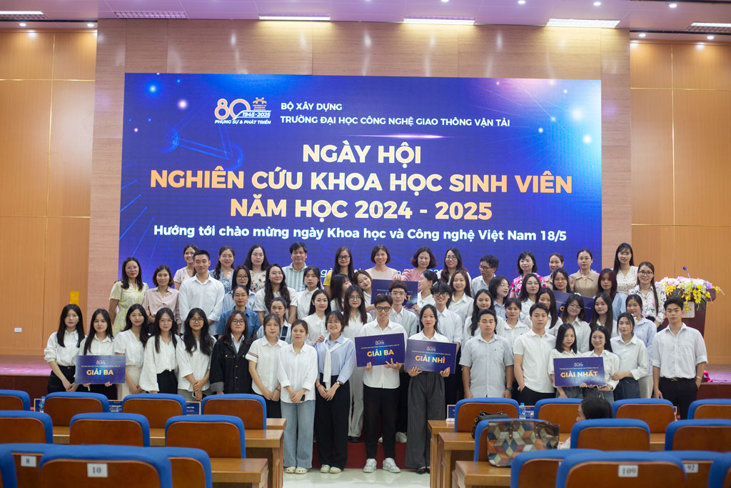 Trí tuệ sinh viên UTT tỏa sáng trong Ngày hội NCKH 2024-2025