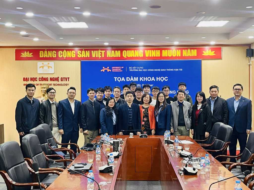 Tọa đàm khoa học: “Công nghệ khảo sát hiện đại và ứng dụng trong kỹ thuật hạ tầng giao thông đô thị”