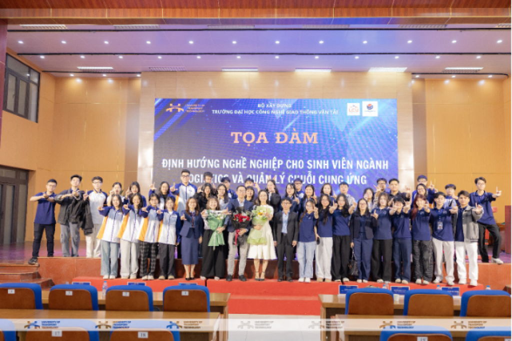 Tọa đàm “Định hướng nghề nghiệp cho sinh viên K76 ngành Logistics và Quản lý chuỗi cung ứng”