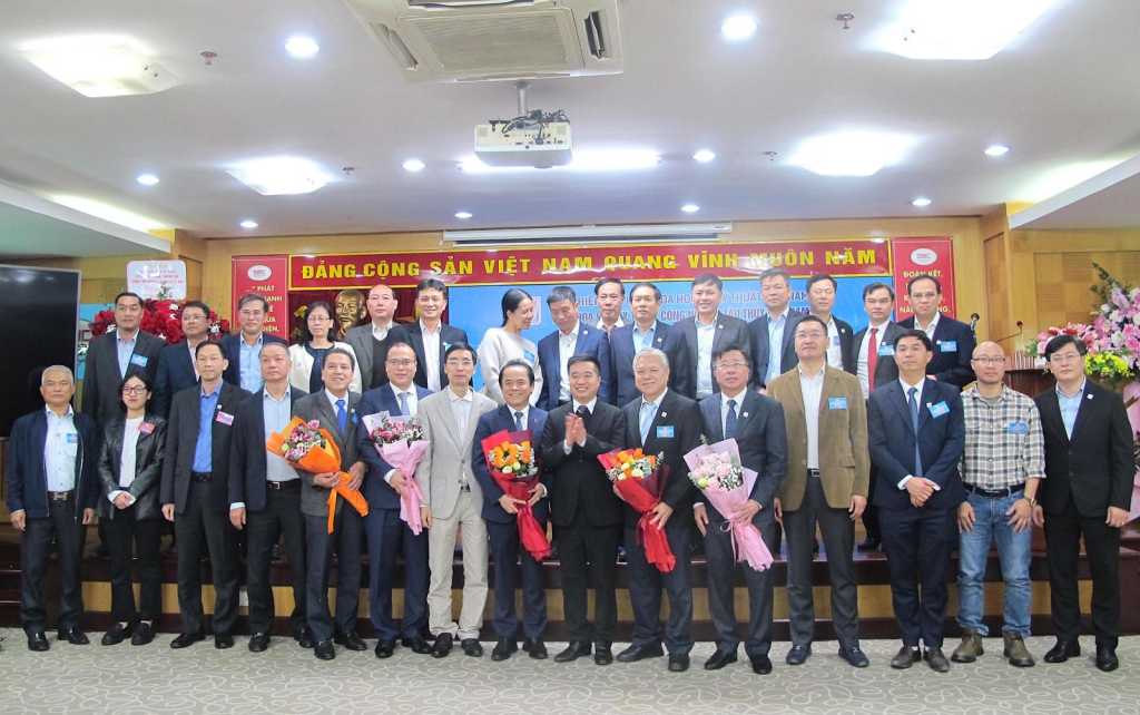 Vietnam Society of Naval Architecture and Marine Engineering Strengthens Its Role as a Scientific...