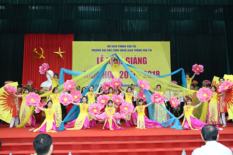 Kế hoạch tổ chức Lễ Khai giảng năm học 2019 - 2020