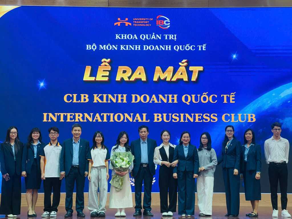 Tổ chức Tọa đàm “Kinh doanh quốc tế trong bối cảnh toàn cầu hóa”