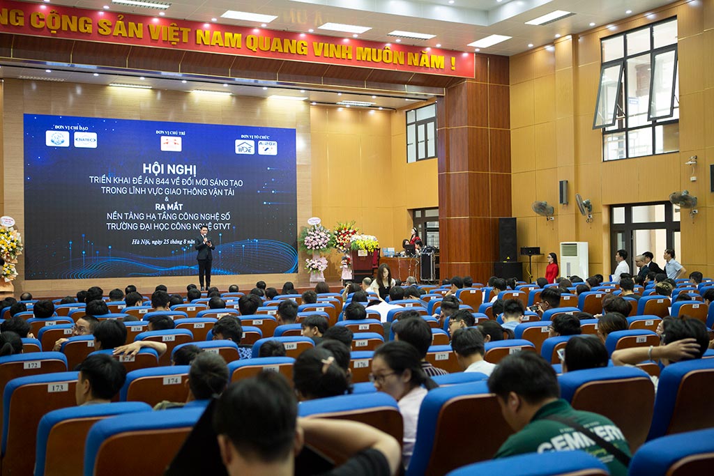 Conference on Innovation in the Transport Sector and Launch of the Digital Infrastructure Platform at the University of Transport Technology