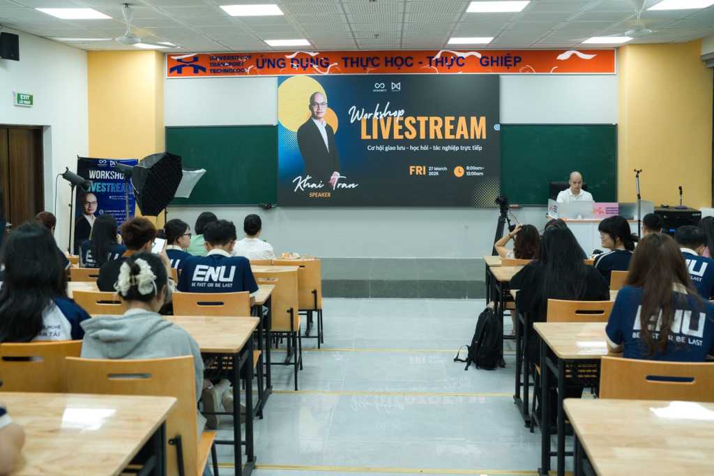 UTT Students Gain Hands-on Experience at the Workshop “Livestream in E-commerce”