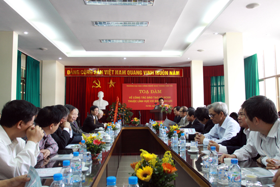 Tọa đàm về công tác đào tạo và NCKH thuộc lĩnh vực cơ khí động lực