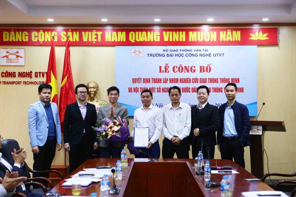 Trường Đại học Công nghệ GTVT ra mắt Nhóm nghiên cứu về Giao thông thông minh