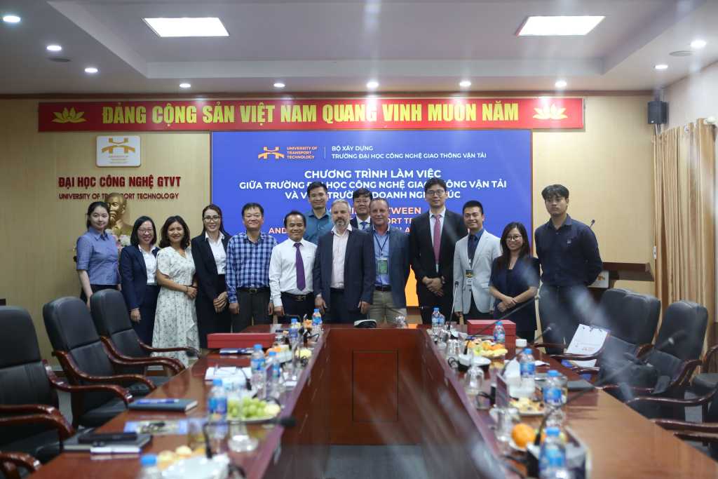 UTT thúc đẩy hợp tác với các đối tác Úc trong đào tạo, nghiên cứu và hỗ trợ sinh viên