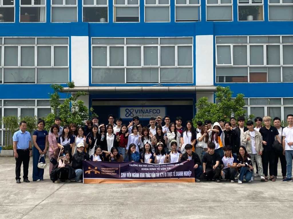 Sinh viên Ngành Khai thác vận tải: Từ giảng đường đến doanh nghiệp