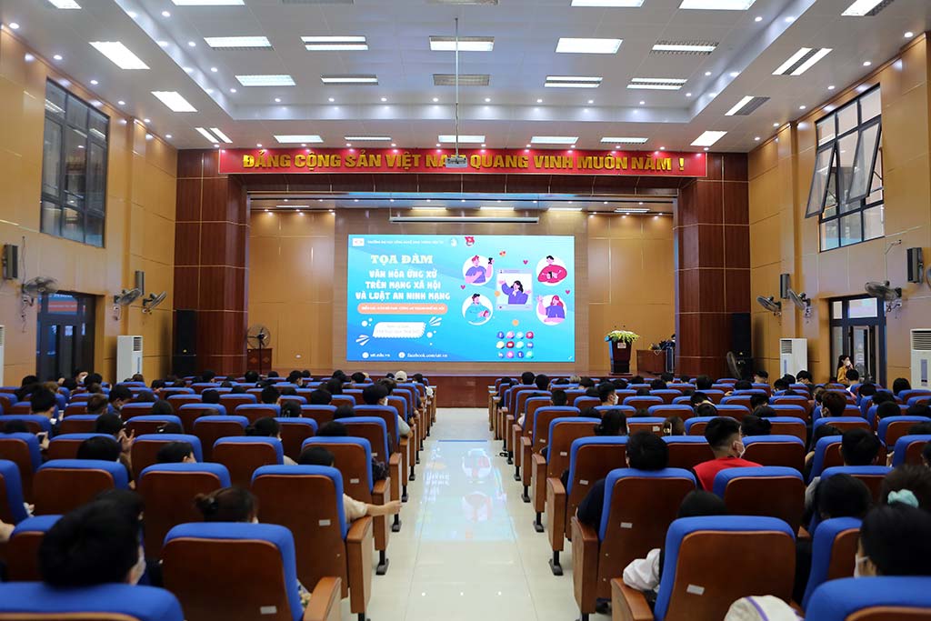 Tọa đàm: Văn hóa ứng xử trên mạng xã hội và Luật an ninh mạng