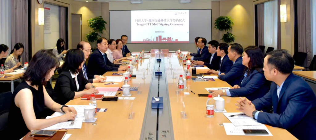 UTT signs cooperation agreement with Tongji University (China) in training and research on high-speed railways