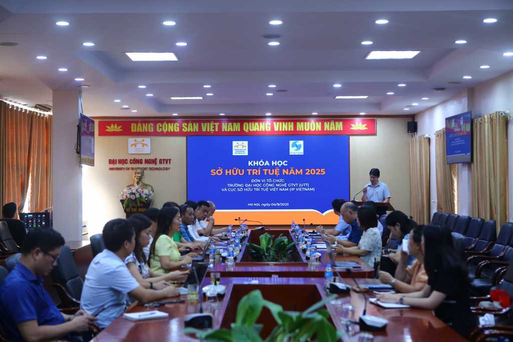 UTT tổ chức Khóa học Sở hữu trí tuệ: Nâng cao năng lực và đổi mới sáng tạo cho cán bộ, giảng viên