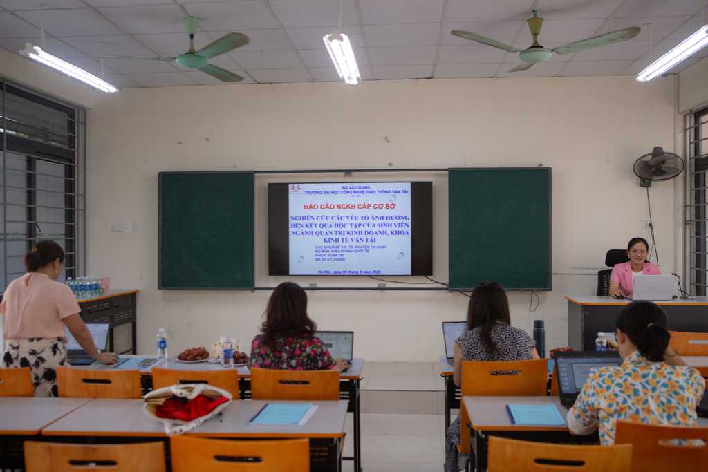 Khoa Quản trị tổ chức Báo cáo Nghiên cứu khoa học cấp sơ sở năm học 2024 – 2025