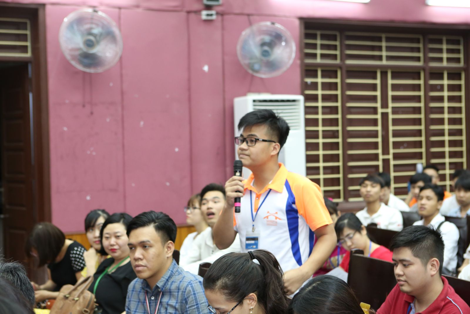 Kế hoạch Tổ chức gặp gỡ đối thoại giữa sinh viên với Hiệu trưởng Năm học 2017-2018