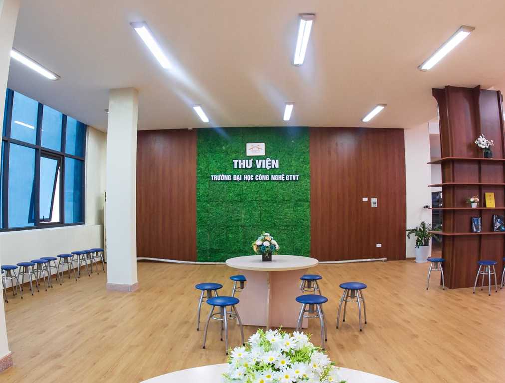 Thư viện UTT – Không gian học tập đổi mới, khơi nguồn sáng tạo