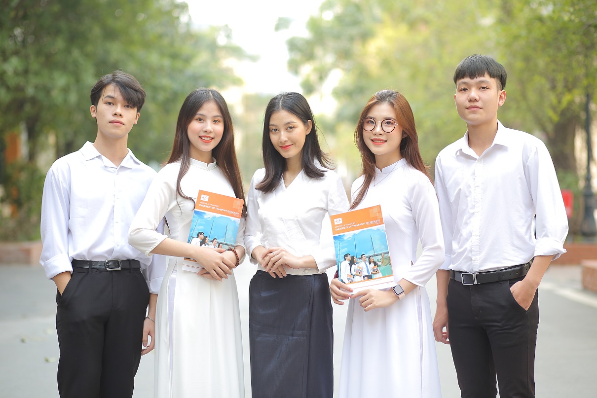 Thông tin tuyển sinh đại học hệ chính quy 2021