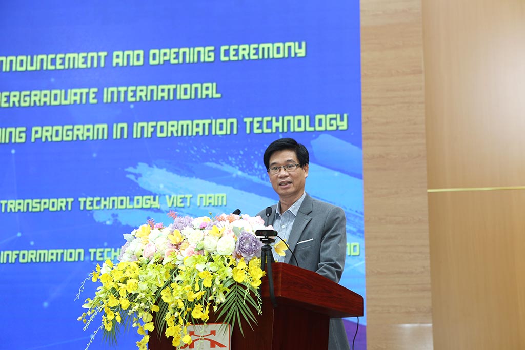 Công bố Quyết định và Khai giảng Chương trình liên kết đào tạo ngành CNTT Việt Nam - Ba Lan