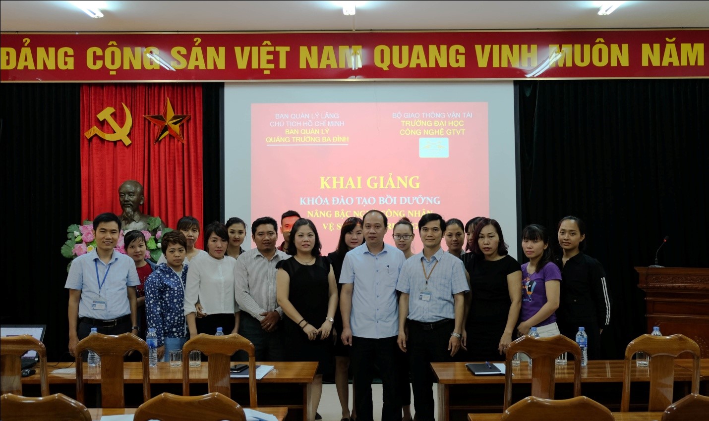 Khai giảng khóa đào tạo Bồi dưỡng nâng cao nghiệp vụ nghề công nhân vệ sinh môi trường