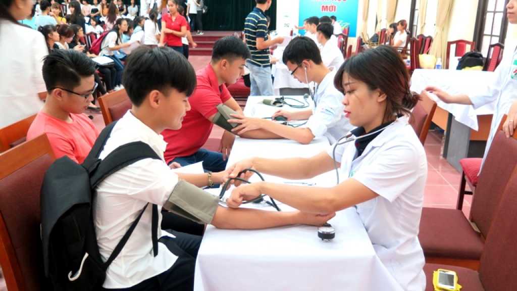 Thông báo kế hoạch tổ chức khám sức khỏe sinh viên Khóa 73