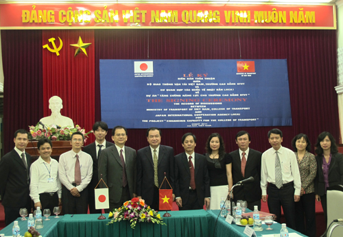 Lễ ký Biên bản thỏa thuận hợp tác dự án “Tăng cường năng lực đào tạo cho trường Cao đẳng GTVT