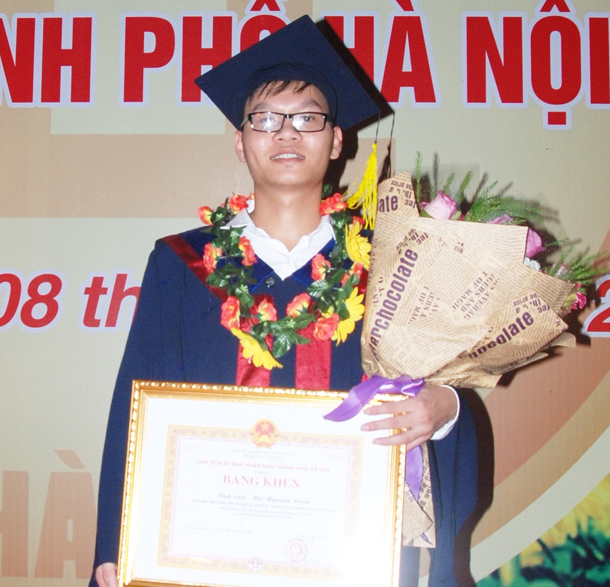 Phỏng vấn tân kỹ sư Bùi Nguyên Duân - Thủ khoa được vinh danh tại Lễ Tuyên dương Thủ khoa xuất sắc tốt nghiệp các trường Đại học, Học viện trên địa bàn thành phố Hà Nội năm 2017