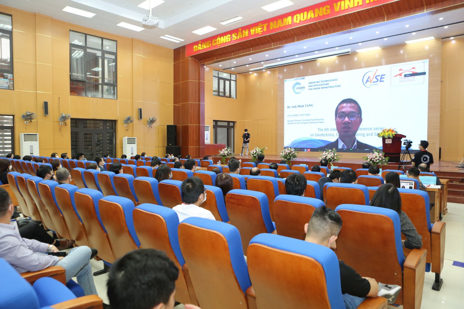 Hội nghị khoa học quốc tế CIGOS 2021: Các công nghệ và ứng dụng mới nổi cho cơ sở hạ tầng xanh