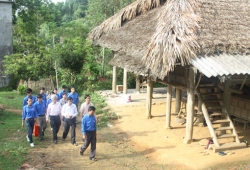 Thực hiện chế độ cho vay ưu đãi để học đại học, cao đẳng và dạy nghề