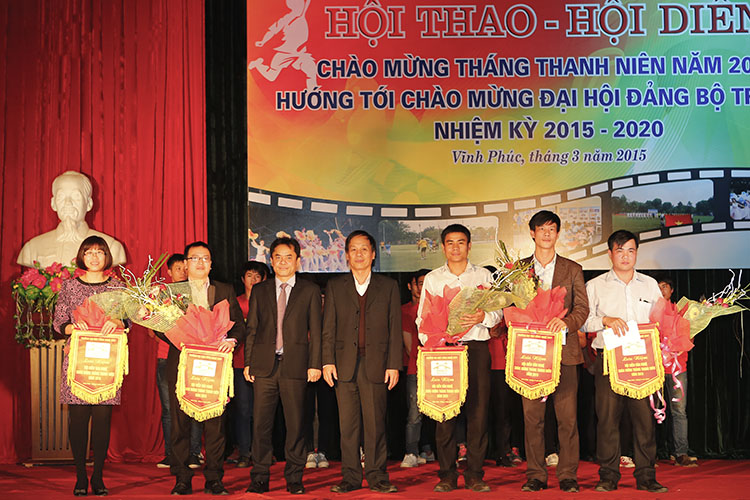 Lịch sử và truyền thống Trường Đại học Công nghệ GTVT