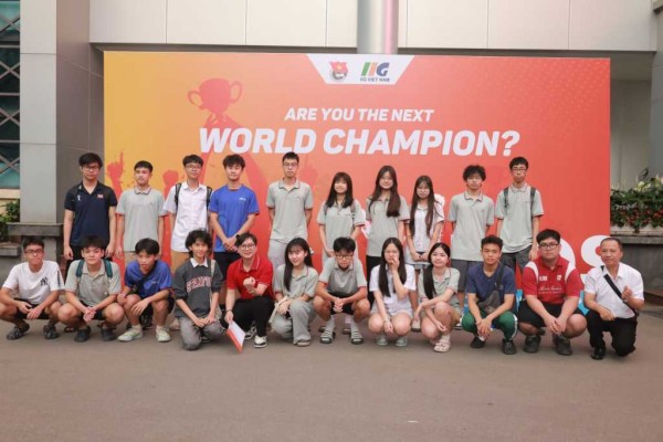 Four UTT Students Advance to the National Final Round of the MOS World Championship 2026