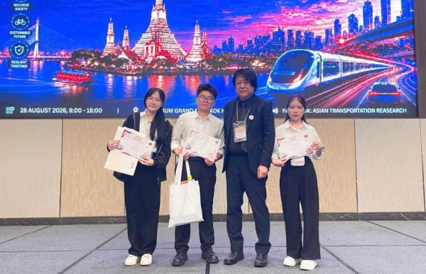 UTT Students Confidently Present at the ATRANS 2026 Conference in Thailand